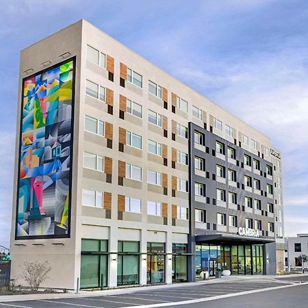 Cambria Hotel Burbank Airport Esterno foto