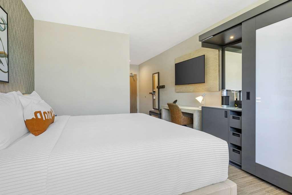 Cambria Hotel Burbank Airport Camera foto